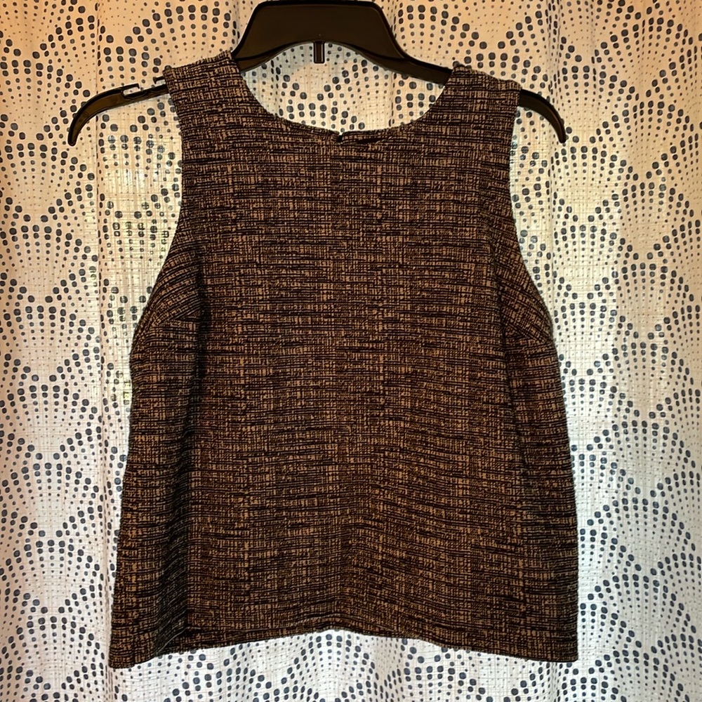 Banana Republic cropped tweed sleeveless blouse